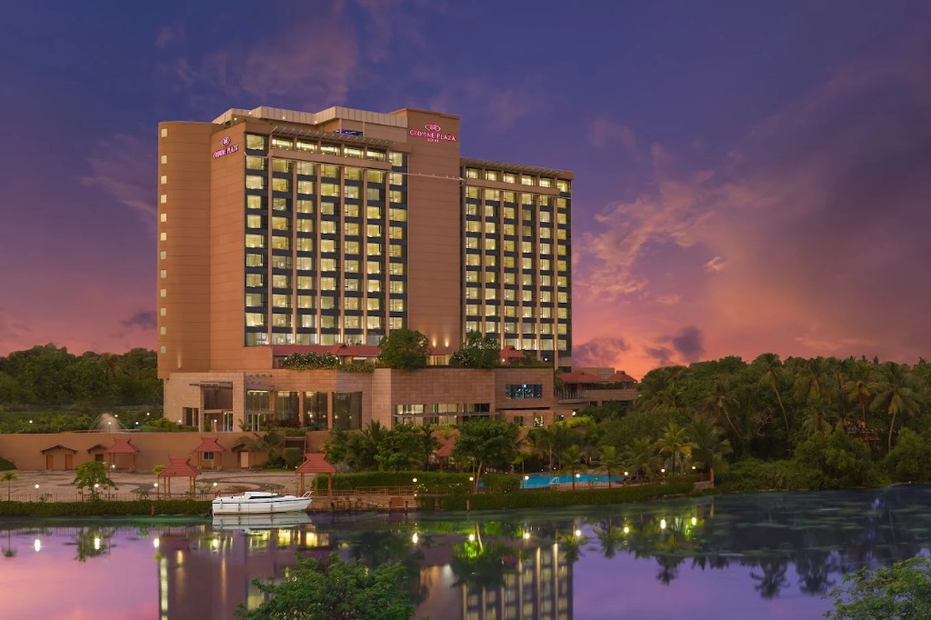 Crowne Plaza, Kochi